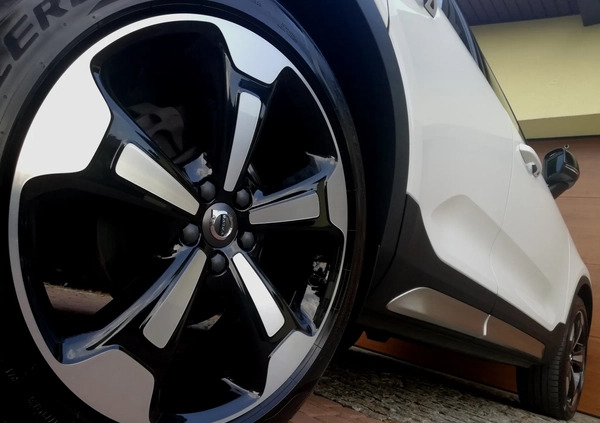Volvo XC 40 cena 109000 przebieg: 205000, rok produkcji 2019 z Opoczno małe 781